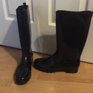 Rain boots